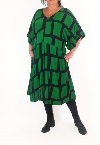 Elk green and black print dress size 18