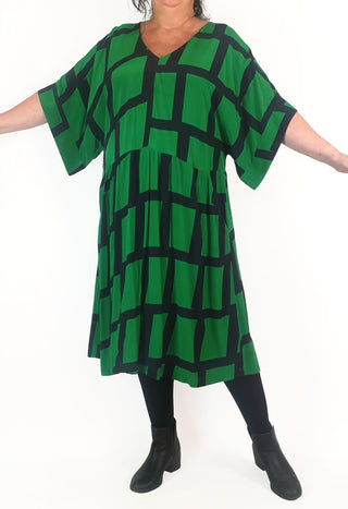 Elk green and black print dress size 18