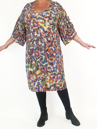 Elk purple-based unique print dress size 18