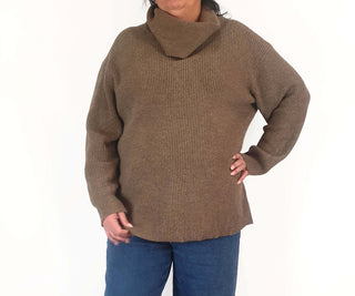 Tirelli brown knit roll neck jumper size XL Tirelli preloved second hand clothes 3