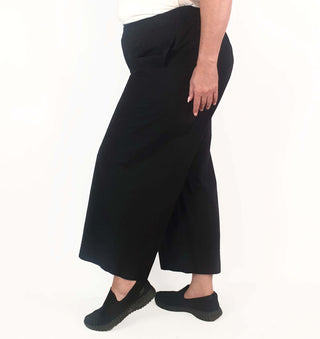 Tirelli black wide leg pants size XL