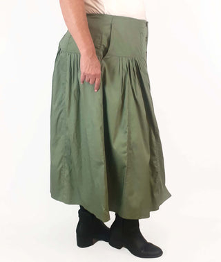 Trenery green midi length skirt size 18