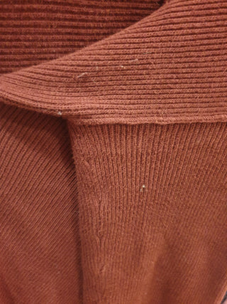 Tirelli deep red knit roll neck jumper size XL