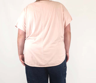 Commonry pink tee shirt size 22