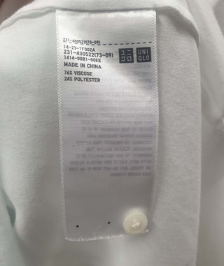 Uniqlo white long sleeve shirt size L Uniqlo preloved second hand clothes 8