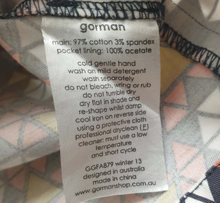 Gorman tringle print mini skirt size 10 (small fit, best fits 8) Gorman preloved second hand clothes 8