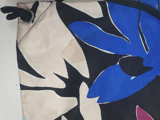 Gorman pretty flower print drawstring backpack (note: inside mark)