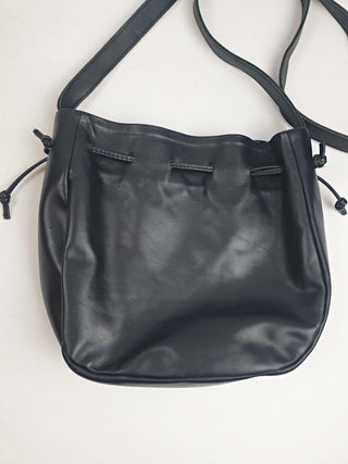 Alpha 60 black small bucket style bag Alpha 60 preloved second hand clothes 6