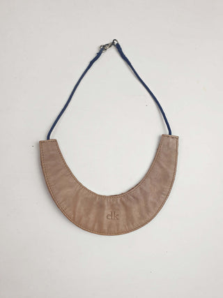 Elk brown leather fan - like necklace Elk preloved second hand clothes 3