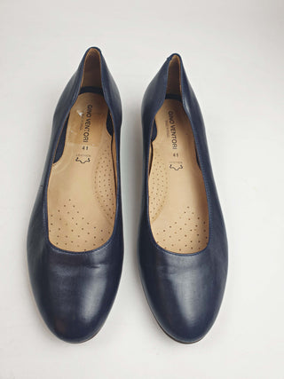 Gino Ventori deep navy leather flat shoes size 41 Gina Ventori preloved second hand clothes 3