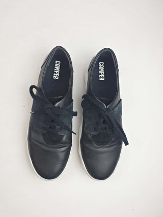 Camper black leather lace up shoes with white sole size 40 Camper preloved second hand clothes 2
