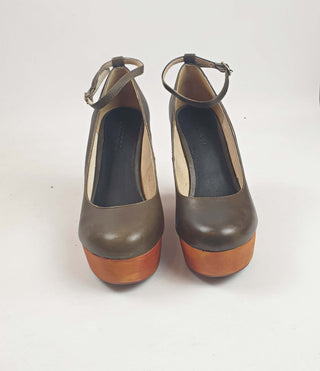 Gorman brown leather shoes with wooden wedge heels size 37 Gorman preloved second hand clothes 3