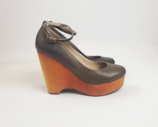 Gorman brown leather shoes with wooden wedge heels size 37 Gorman preloved second hand clothes 4