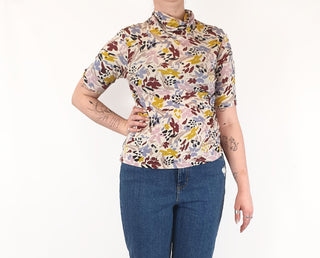 Gorman colourful floral half sleeve top size 12 (note: some pilling under arms)