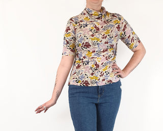 Gorman colourful floral half sleeve top size 12 (note: some pilling under arms)