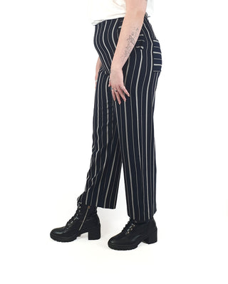 RPM Melbourne black and white striped wide leg pants size M