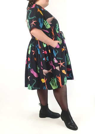 Jericho Road black dress with sea flora and fauna print size 22