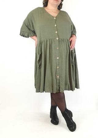 Proud Poppy olive green half sleeve dress size 28