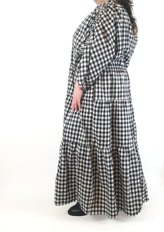 Proud Poppy black and white gingham maxi dress size 28 Proud Poppy preloved second hand clothes 6