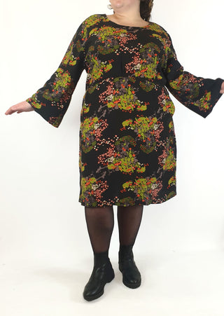 Joanie black dress with red and green floral print size UK24 (as new with tags) Joanie preloved second hand clothes 1