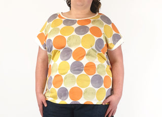 Colourful polka dot print top fits size 20-22