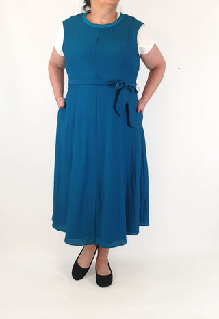 David Lawrence beautiful teal blue sleeveless dress size 16