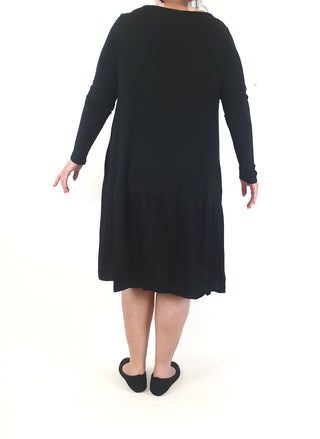 Elk black long sleeve dress with silky front detail size L, best fits 16