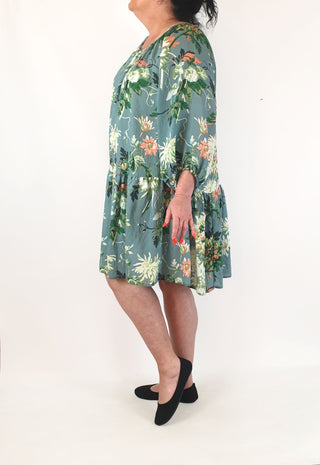 Blue floral oversize long sleeve floaty dress size L, best fits 16-18