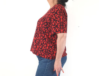 Essaye by Surface Art red and black tee shirt top size XXXL