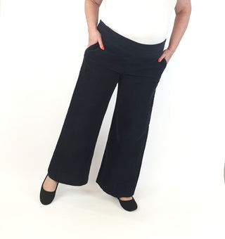 Essaye by Surface Art navy chunky cord wide leg pants size XL