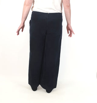 Essaye by Surface Art navy chunky cord wide leg pants size XL