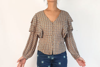 Country Road unique print long sleeve shirt size 10 Country Road preloved second hand clothes 2