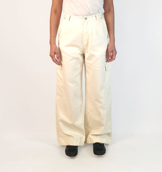 Pearly Global white wide leg cargo style pants fits size 10