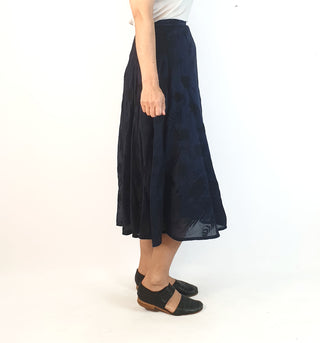 Gorman elegant navy skirt with subtle black leaf embroydery size 6, fits 6-8