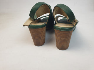 Elk green leather wedges size 39