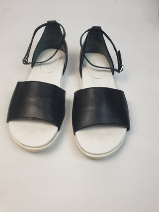 Elk black ankle strap sandals size 39