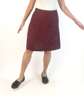 Kindling red skirt size 12, best fits 10