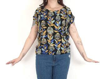 Leonard Street protea print top size 12 Leonard Street preloved second hand clothes 1