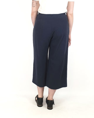 Kindling navy linen pants size 12