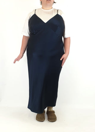 Liam navy dress size 24 (by Ruby)