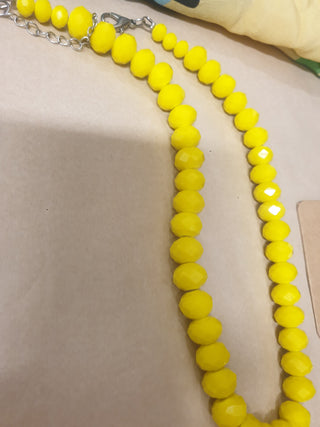 Yellow gemstone necklace, short length