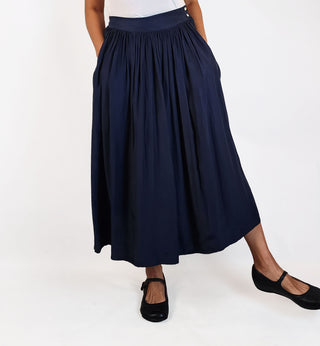Country Road navy skirt size 12 (best fits 10)