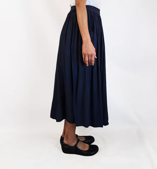 Country Road navy skirt size 12 (best fits 10)