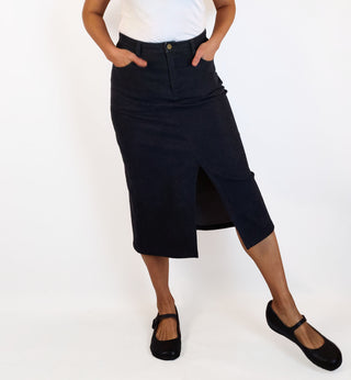 Leonard St black denim skirt size 10