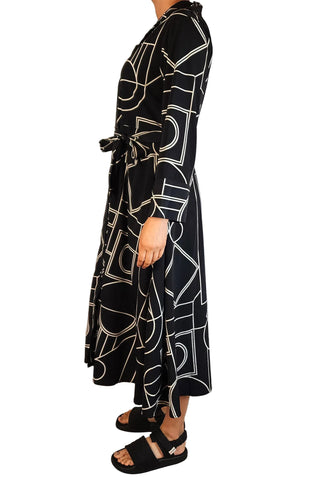 Olga De Polga black and white dress best fits size 12
