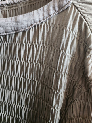 Verge green top size 12 made in NZ