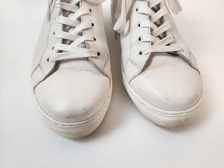 Elk white leather shoes size 38