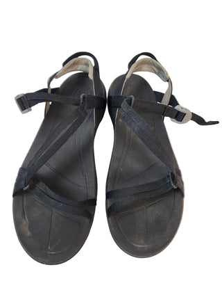 Teva black shoes size 39