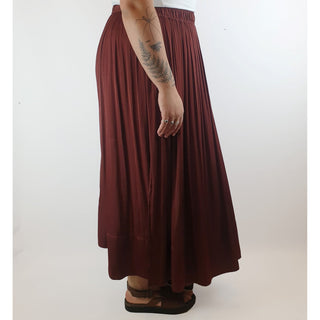 Saba deep red silky feel maxi skirt with long side splits size 14 Saba preloved second hand clothes 5