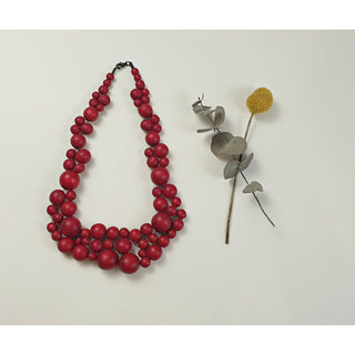 Elk red spherical wooden beaded necklace Dear Little Panko preloved second hand clothes 4